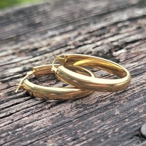 14k Solid Yellow Gold Oval Hoop Earrings